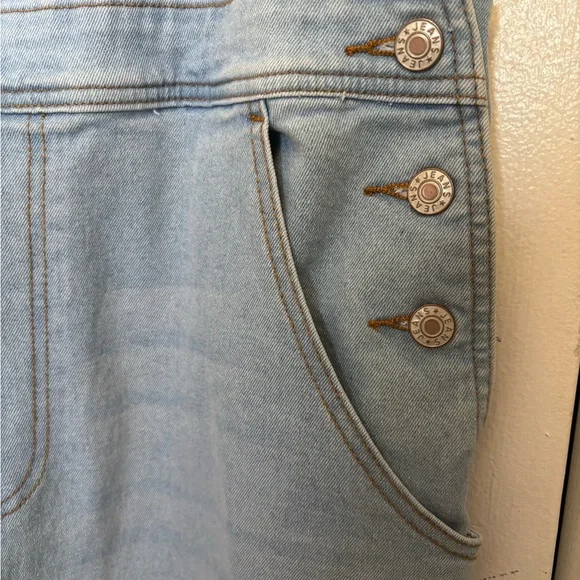 Denim distressed overalls - Picture 3 of 7